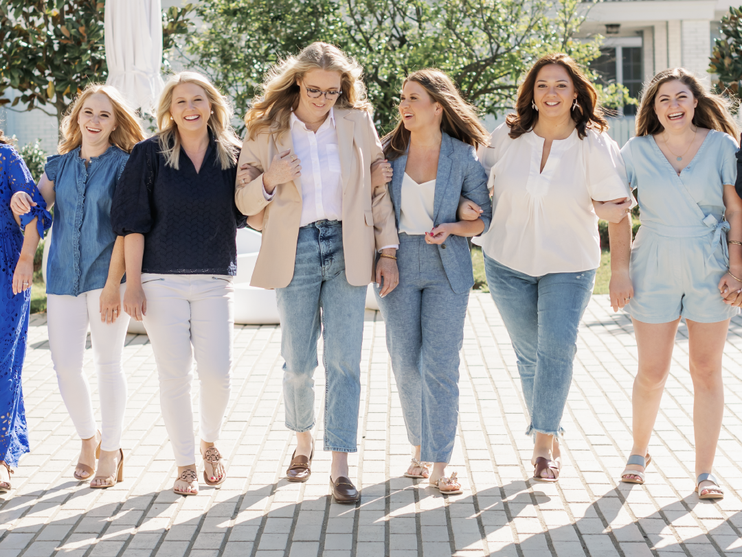 Episode 77: When It’s Hard to Connect with Friends, Be Intentional (with Team Simplified’s Jessa)